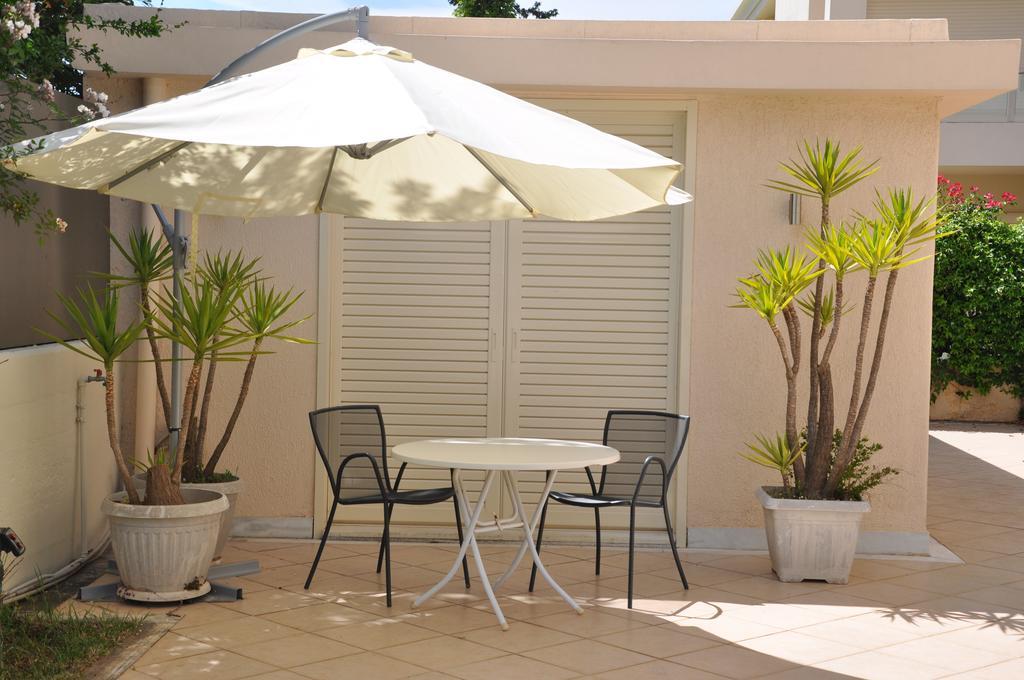 Cosy Studio With Garden / Individual Apartment أثينا المظهر الخارجي الصورة