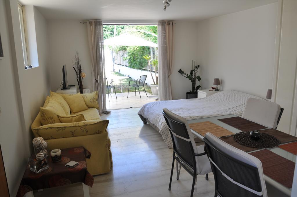 Cosy Studio With Garden / Individual Apartment أثينا المظهر الخارجي الصورة