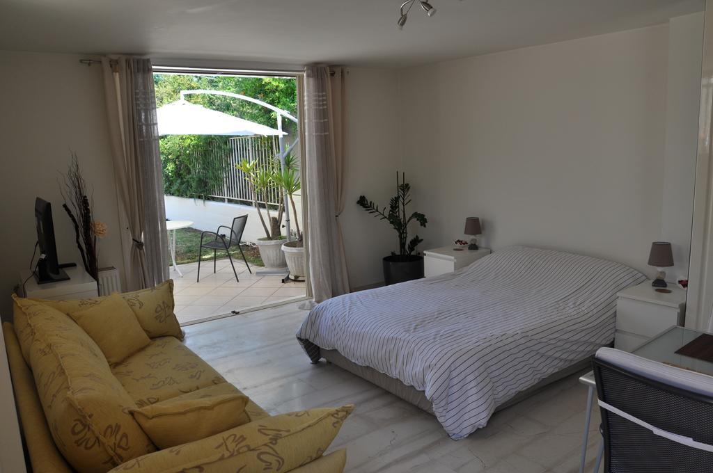Cosy Studio With Garden / Individual Apartment أثينا المظهر الخارجي الصورة